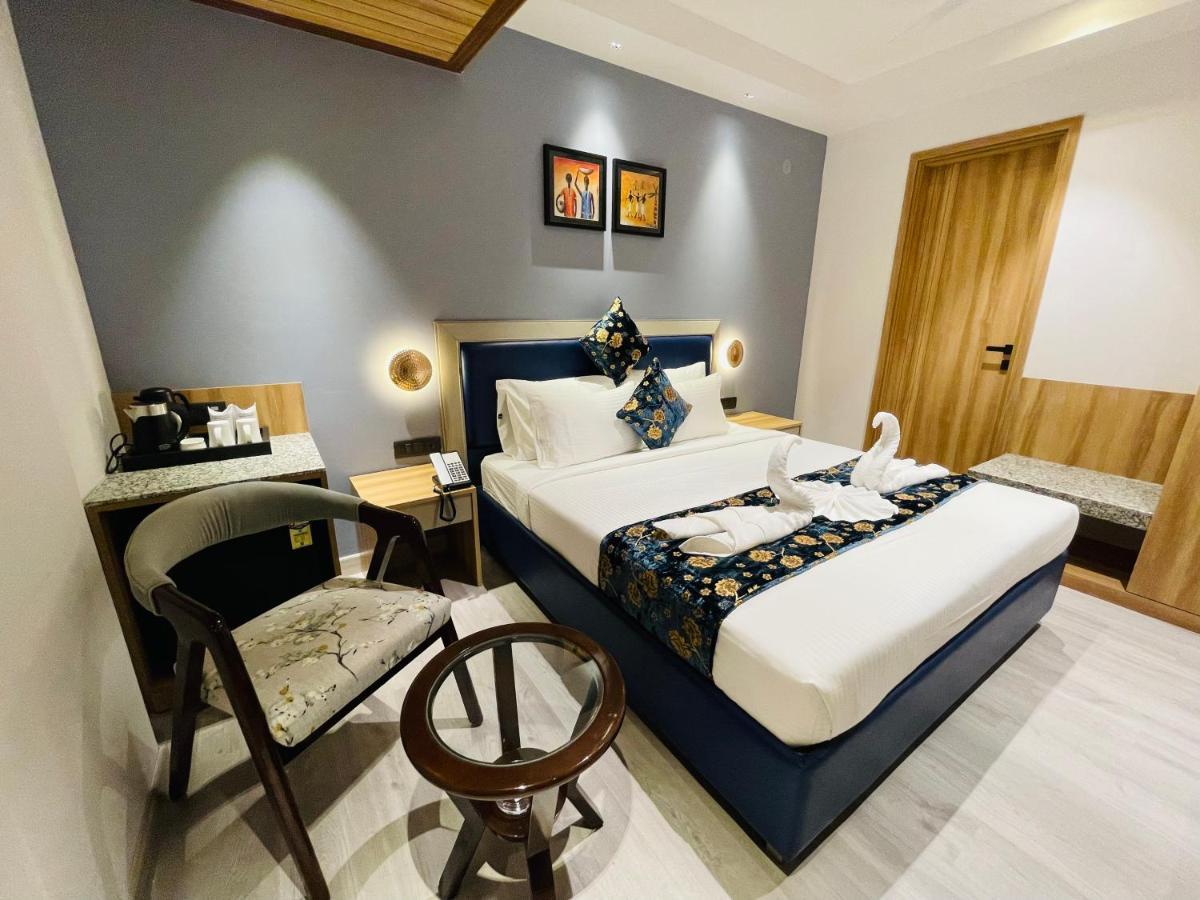 Hotel Malbork Inn @ Janakpuri Delhi Zewnętrze zdjęcie